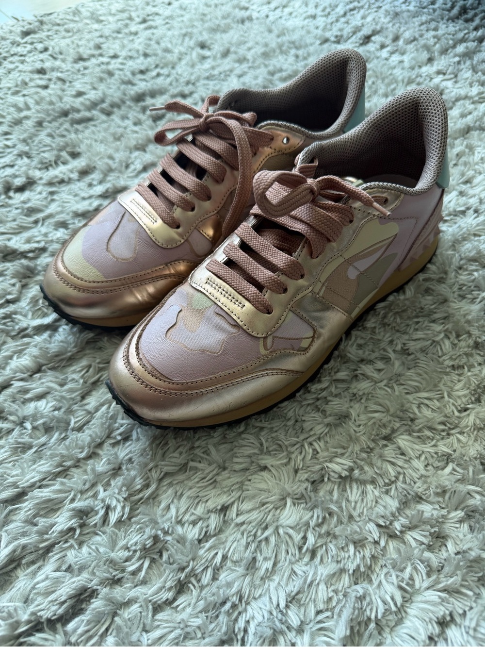 Valentino Rose Gold & Pink Camo Fashion Sneakers – Women’s Size 39 - Picture 1 of 7